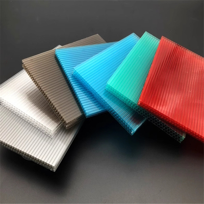 Légères UV protégé feuilles creuses en polycarbonate puits feuille PC