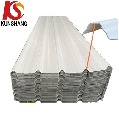Couleur 930mm largeur Tejas PVC ondulé UPVC plaques de toiture en plastique pour les besoins des clients
