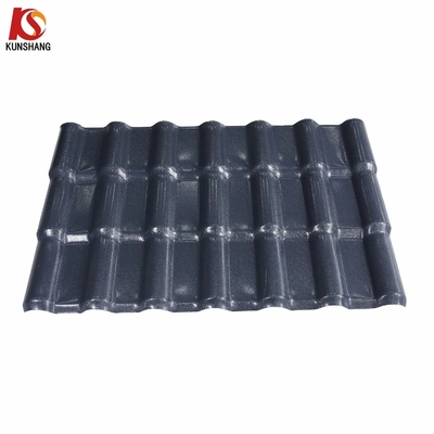 Résistant aux intempéries ASA Surface PVC Carreaux De Toiture Pour La Toiture De Maison Préfabriquée Carreaux Espagnols Et 2.000kg Pesour Brut du Paquet