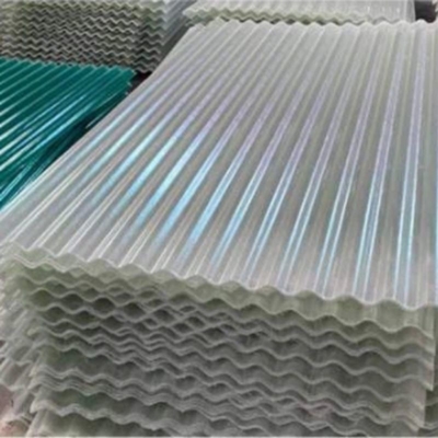 Plaque de toiture en FRP, surface lisse, panneaux renforcés en fibre de verre ondulée pour matériaux de solution de toiture