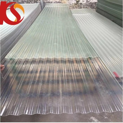 Longueur Fabrication par les clients Demande 2.000kg Paquet Poids brut Protection UV 900mm Hoja de fibres de verre FRP feuille de toiture