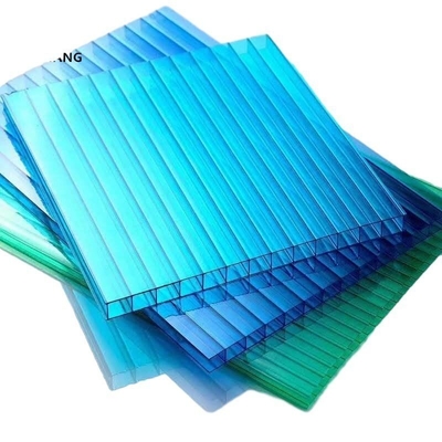 Protection contre la pluie brune haute brillante en plastique feuilles creuses en polycarbonate avec épaisseur de matériau durable 4 mm-40 mm