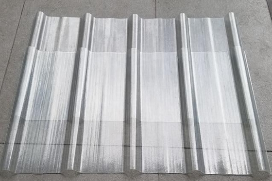 Panneaux de toiture en fibre de verre de longueur 720-1130 mm de largeur personnalisables avec une excellente résistance à la corrosion