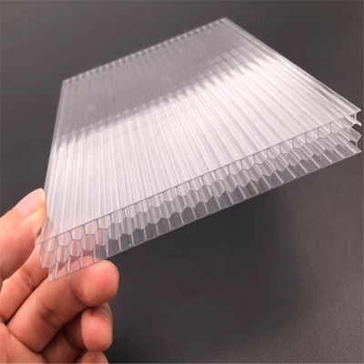 couche UV UV 50-70um feuilles solaires PC feuilles en relief polycarbonate feuille creuse de serre plastique feuilles de polycarbonate