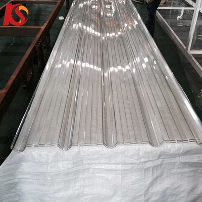 T840 Lamines ondulées Polycarbonate feuille de polycarbonate plastique durable PC Matériau durable emballage poids brut 2 000 kg