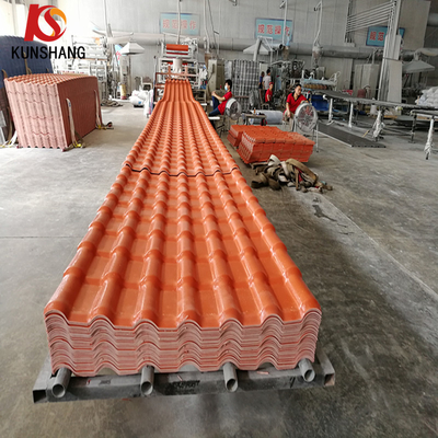 1050 mm Facilité d'installation ASA PVC Carreaux de toit Pour les projets résidentiels